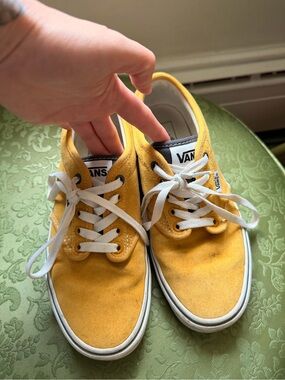 Vans Mustard Yellow Atwood Suede Low-Top Skate Sneakers 7M 8.5W 25Cm 6Uk